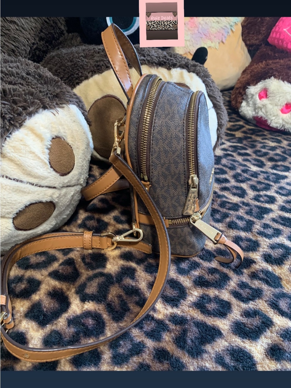 🤎🤎🤎Michael Kors Signature Brown Mini Backpack with Gold Hardware - Picture 3 of 8